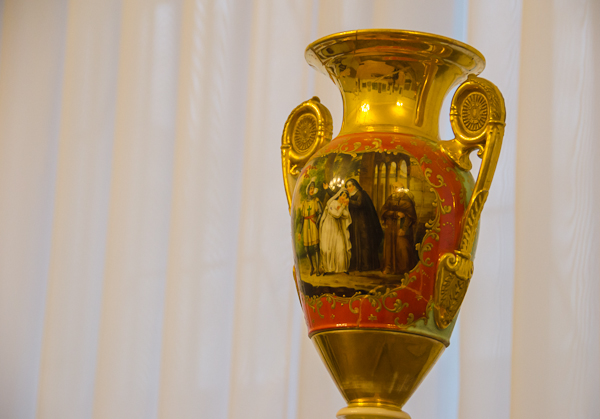 История зданий.  Живописная жемчужина Крыма