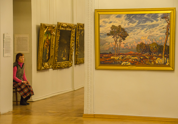 История зданий.  Живописная жемчужина Крыма