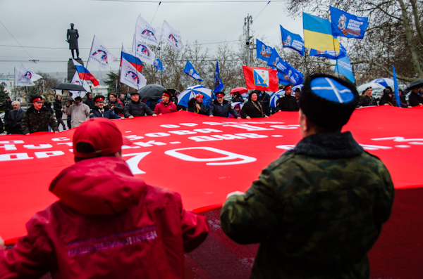 В Крыму стартовал автопробег «Наша Великая Победа»