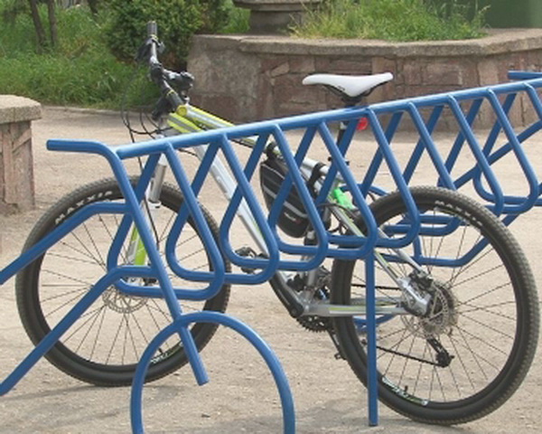 На вокзале Симферополя открыли велопарковку