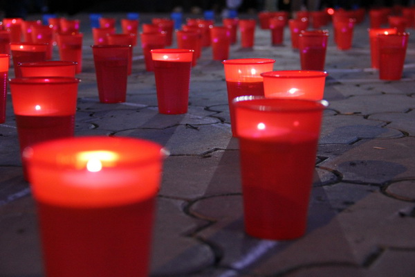 В Симферополе провели акцию «Зажги огонек в своем сердце»