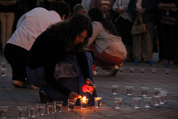 В Симферополе провели акцию «Зажги огонек в своем сердце»
