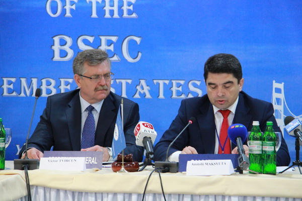 В Ялте встретились министры экономики стран ОЧЭС