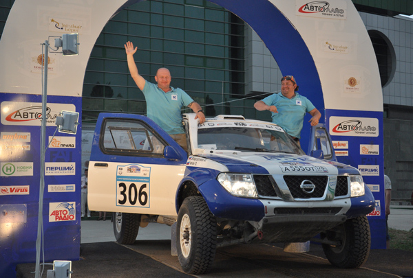 В Симферополе презентовали экипажи ралли-рейда «Крым»