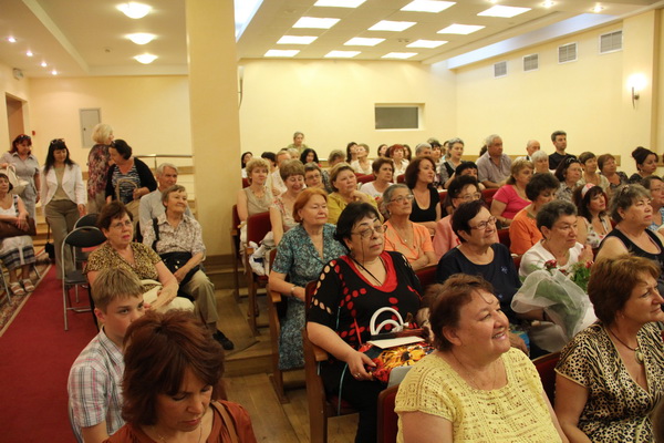 На встречу с читателями в Крым приехала русская писательница