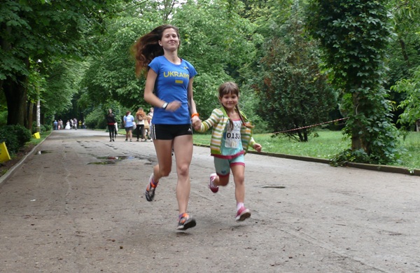 В Симферополе Олимпийский день отметили массовым пробегом