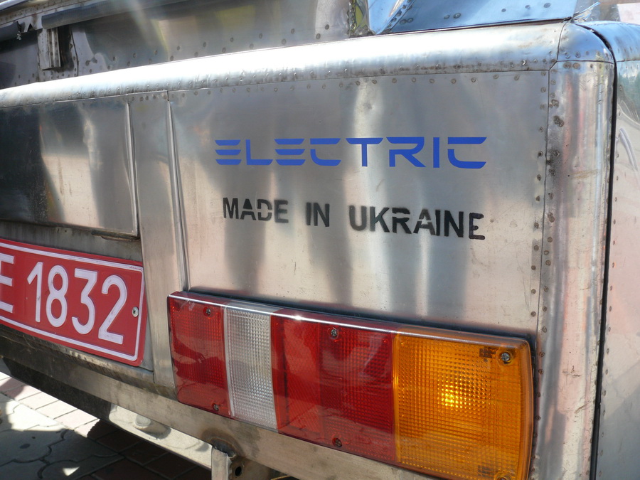 В Симферополь приехали необычные автомобили