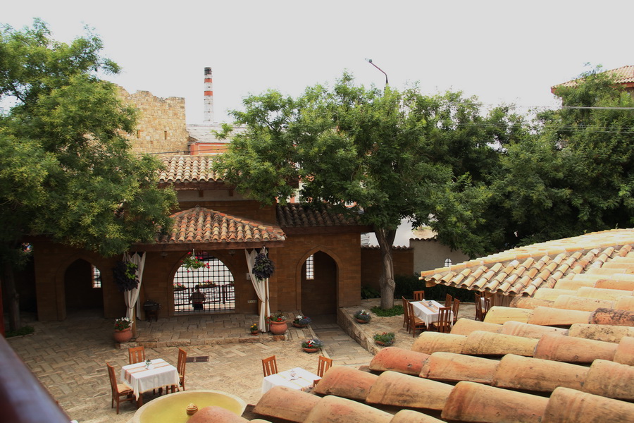 На запах чебуреков