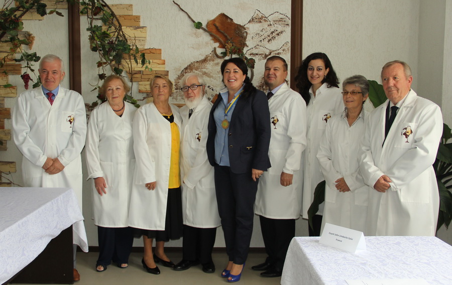 В Новом Свете стартовал конкурс игристых вин