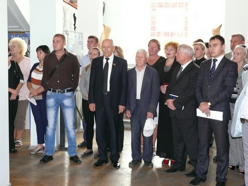 В Ялте торжественно открыли центр административных услуг