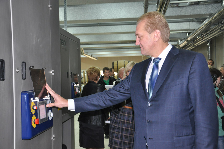 В Бахчисарайском районе открыли завод по производству элитных вин