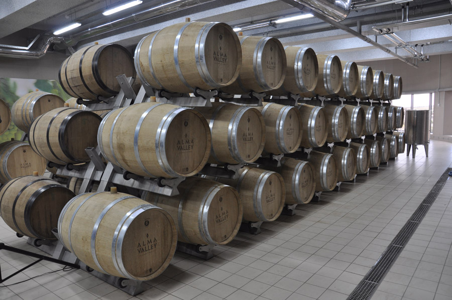 В Бахчисарайском районе открыли завод по производству элитных вин