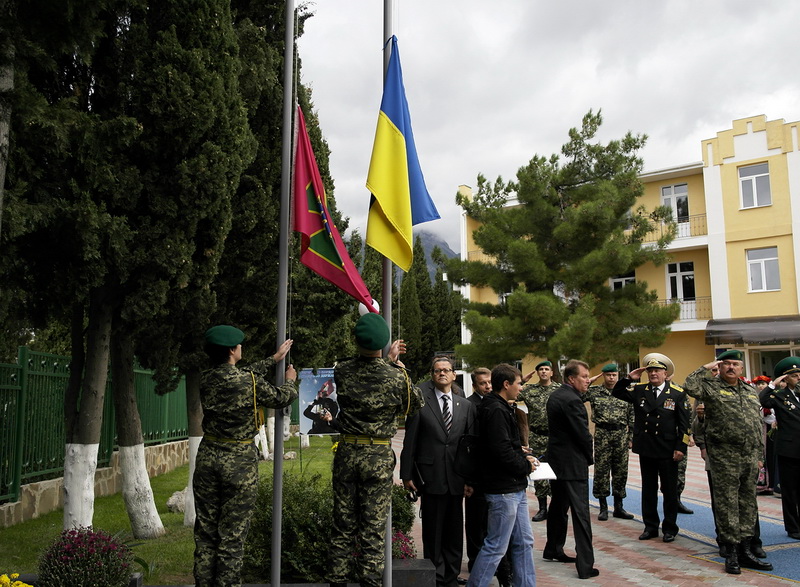 В Ялте открыли обновленный отдел пограничной службы