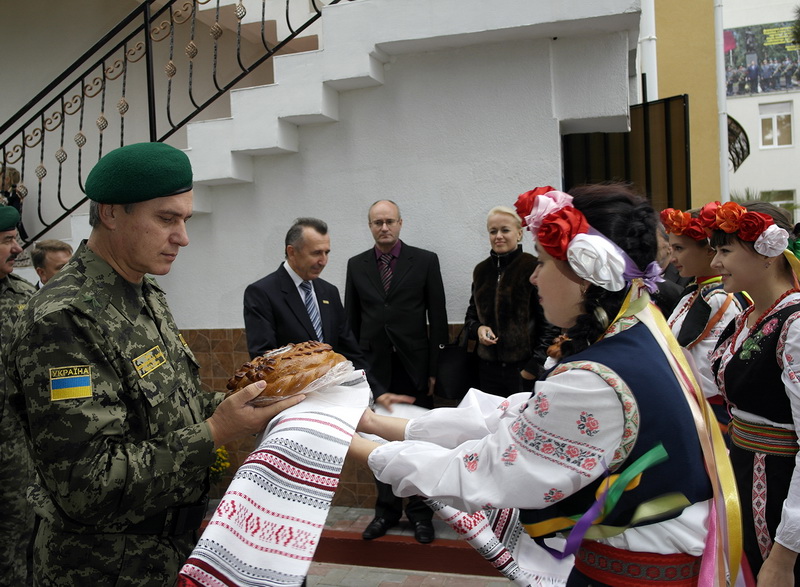 В Ялте открыли обновленный отдел пограничной службы