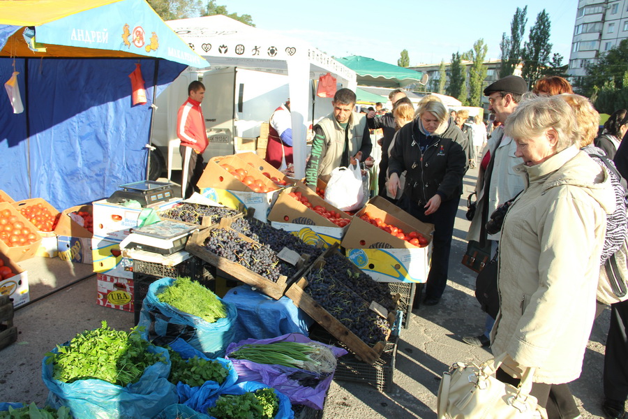 В Симферополе провели большую осеннюю ярмарку 