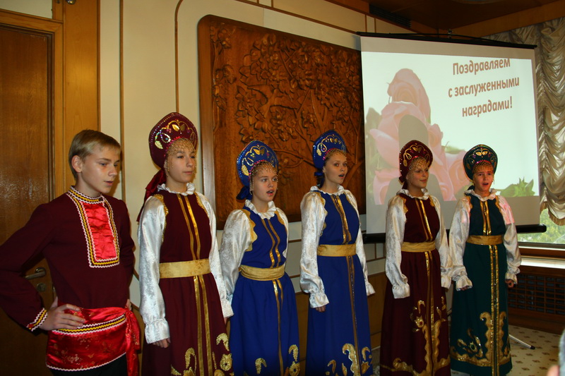 В крымском парламенте поздравили работников образования