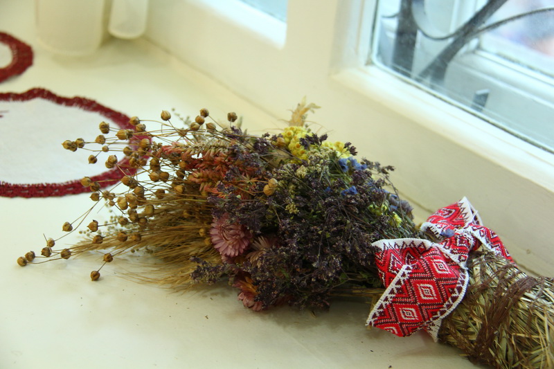 В Симферополь привезли волынскую вышивку