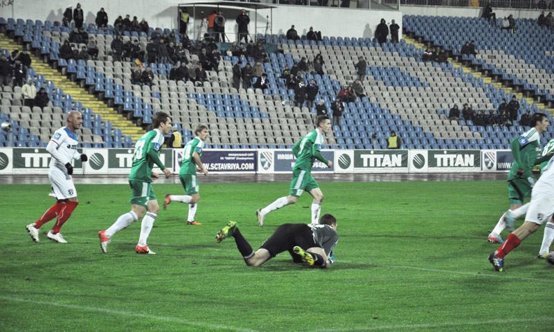 «Таврия» проиграла «Ворскле» 0:1