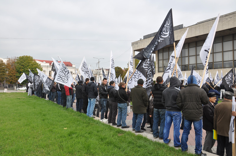 Политическая партия «Хизб-ут Тахрир» проводит в Симферополе митинг