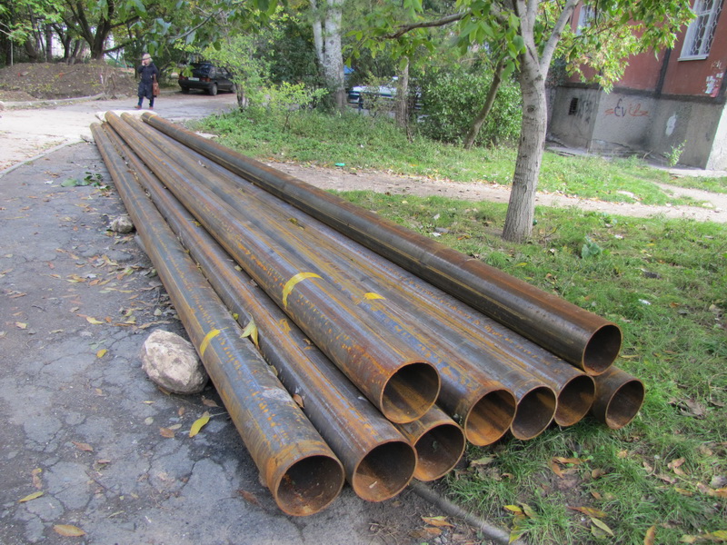 В Симферополе ремонтируют теплотрассу