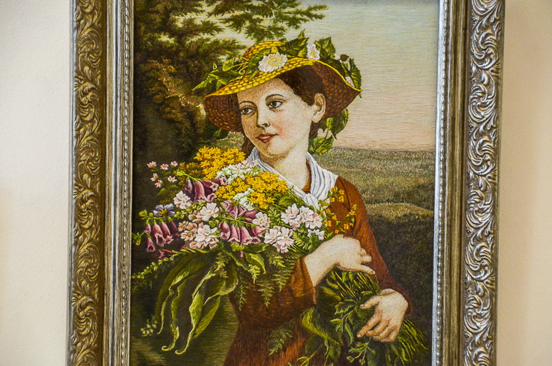 В Севастополе открылась выставка «Мелодия шелка»