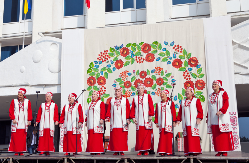 В Севастополе народными гуляниями отметили три праздника