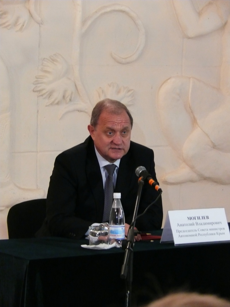 Могилев обещает «воевать» до последнего за пайщиков Бахчисарайского района