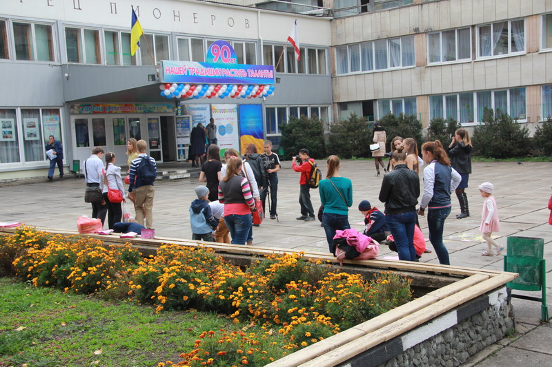 В Симферополе проходит конкурс детского рисунка на асфальте