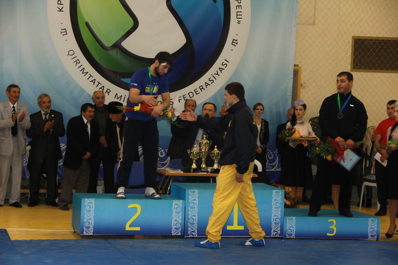 В Симферополе определили абсолютного победителя в борьбе куреш