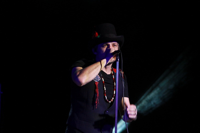 Группа «Ундервуд» на концерте в Симферополе признавалась в любви Крыму