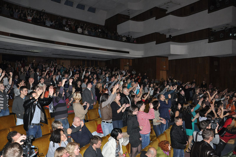 Группа «Ундервуд» на концерте в Симферополе признавалась в любви Крыму