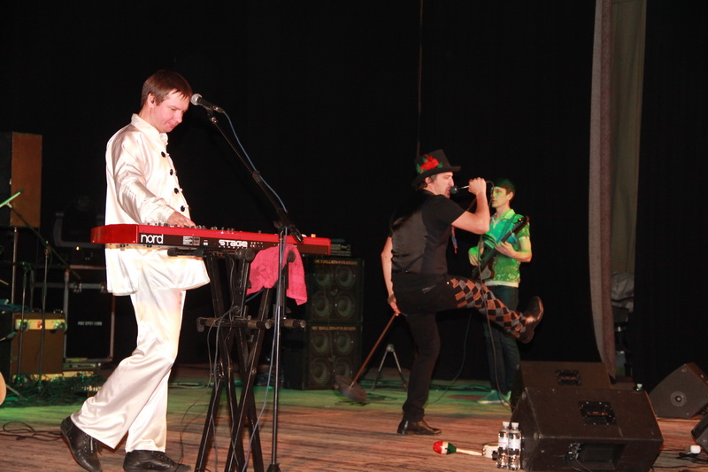 Группа «Ундервуд» на концерте в Симферополе признавалась в любви Крыму