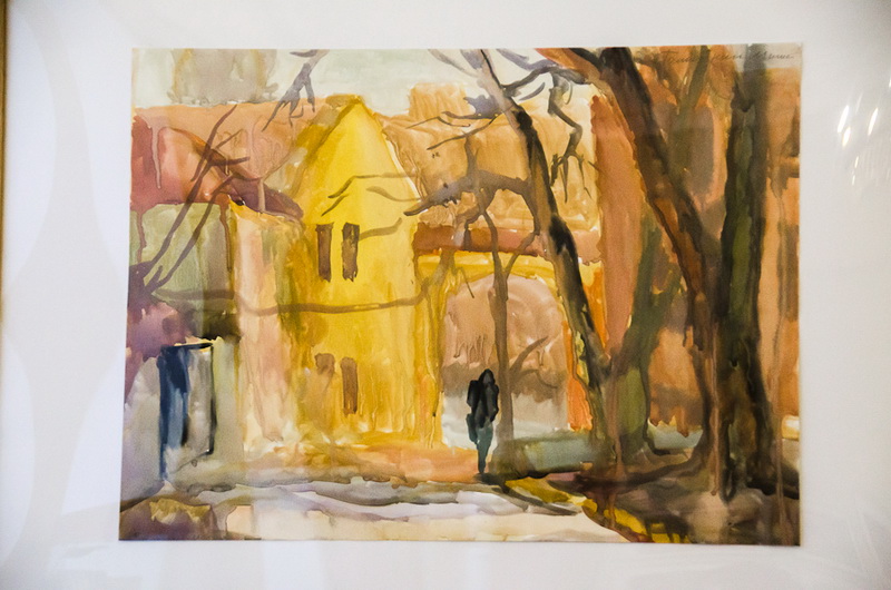 В Севастополе дети представили свои картины