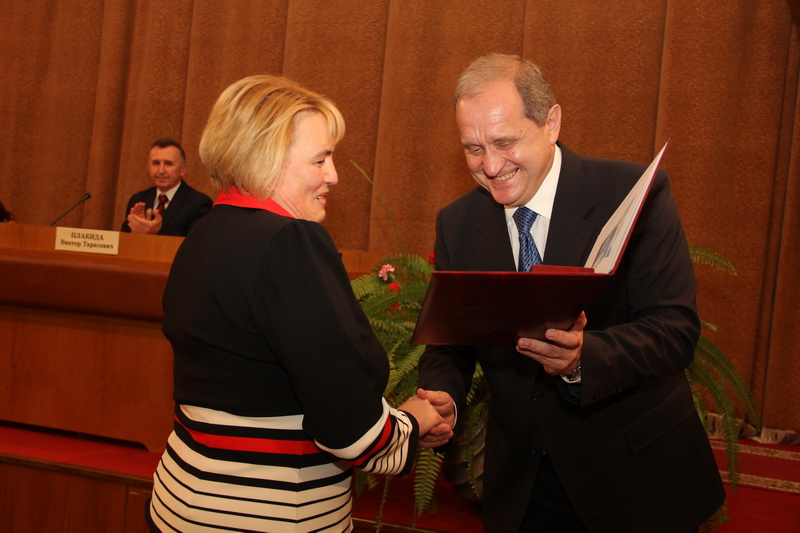 В Верховной Раде Крыма отметили День Конституции АРК