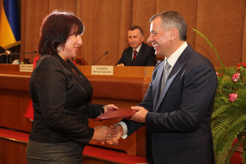 В Верховной Раде Крыма отметили День Конституции АРК