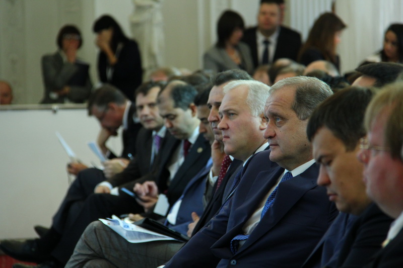 В Ялте проходит Черноморский экономический форум