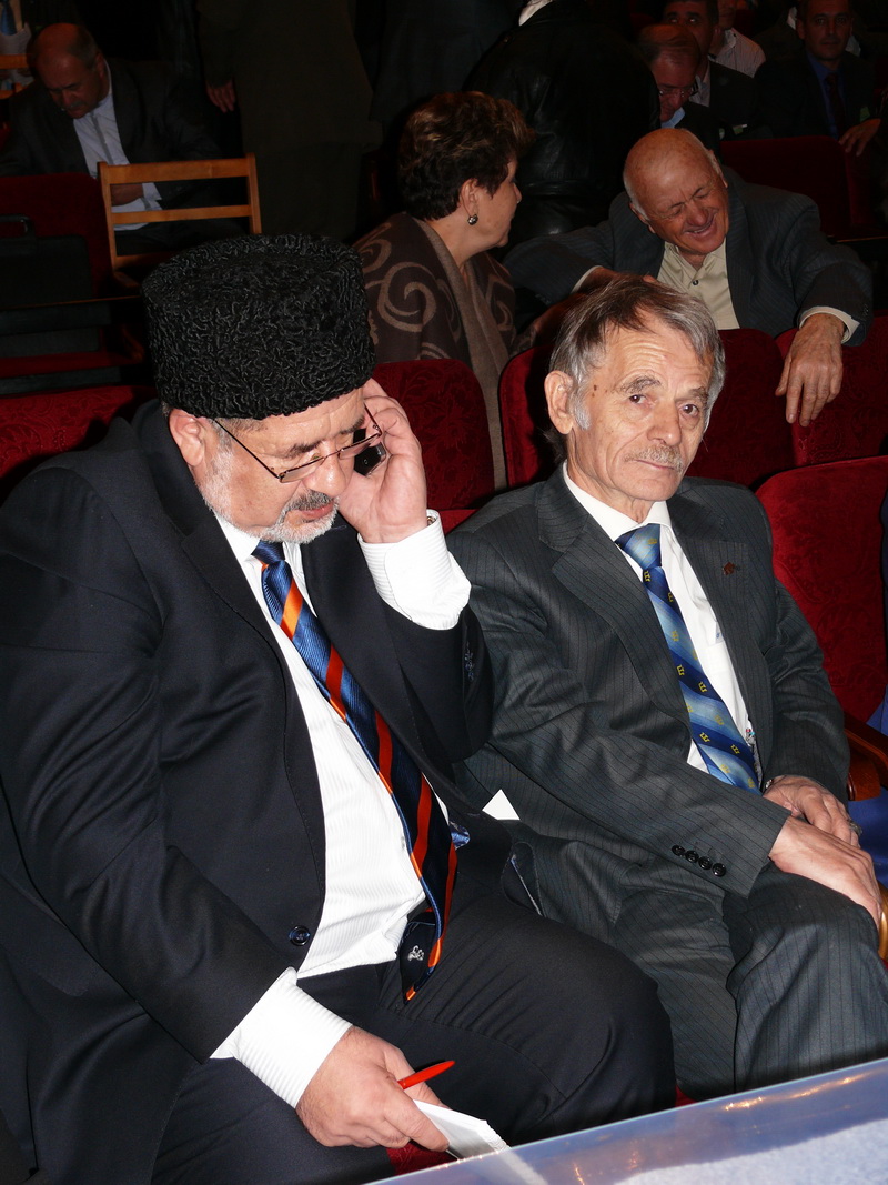 Крымские татары выбрали нового лидера меджлиса