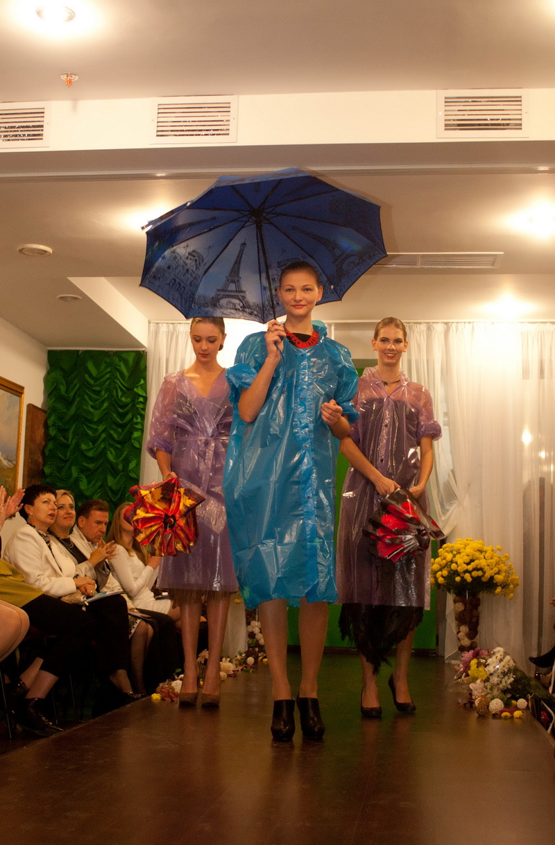 В Севастополе прошел модный показ «Осенние мотивы»