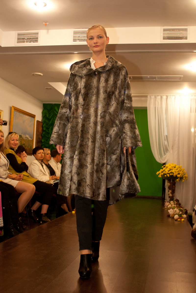 В Севастополе прошел модный показ «Осенние мотивы»