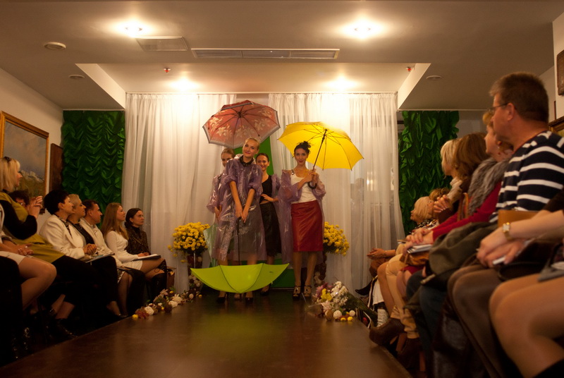 В Севастополе прошел модный показ «Осенние мотивы»