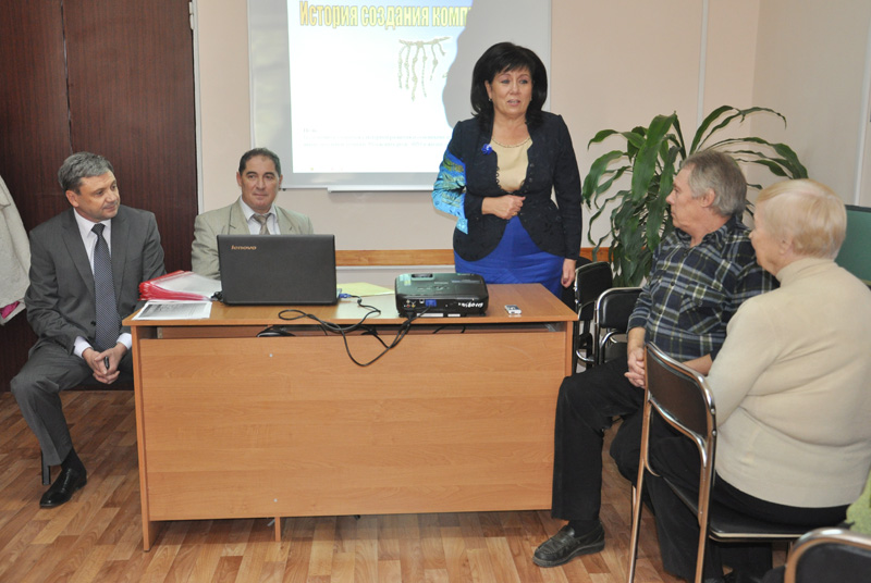 Пожилых людей в Симферополе будут учить компьютерной грамотности