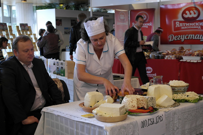 В Ялте открылась выставка-ярмарка «Покупай крымское»