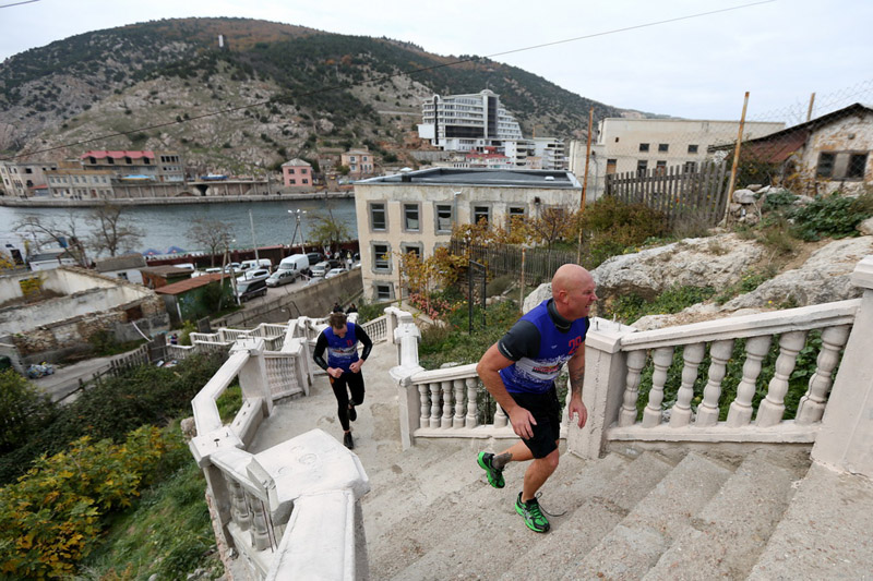 В Балаклаве прошли первые в Украине соревнования по триатлону