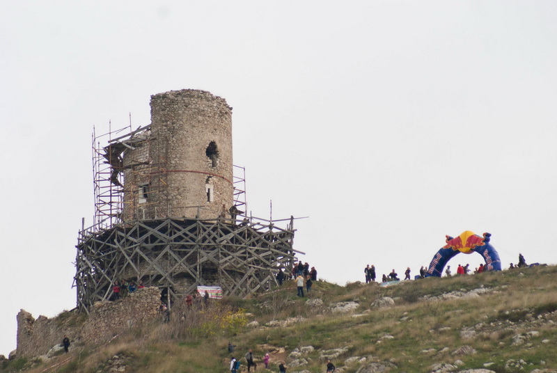 В Балаклаве прошли первые в Украине соревнования по триатлону