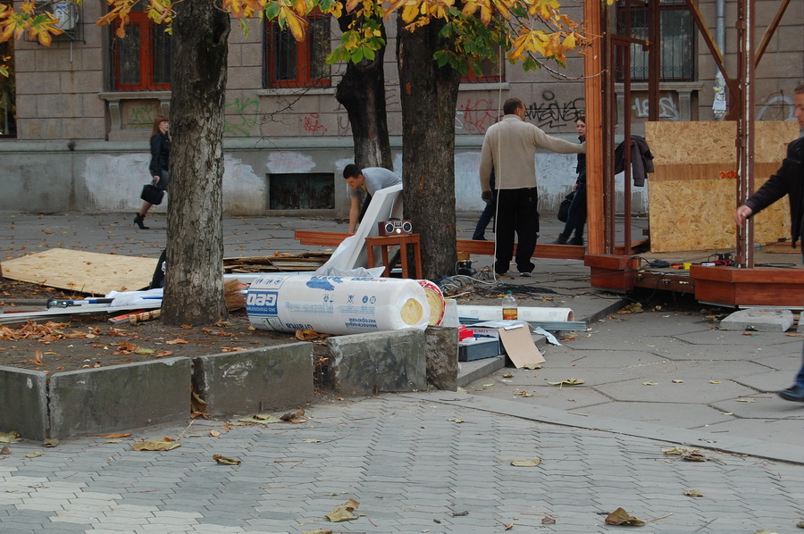 В Симферополе устанавливают похожее на «Коффишку» кафе 