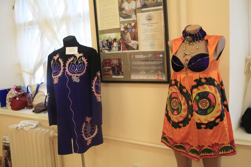 В Симферополе открылась выставка элементов крымскотатарской культуры