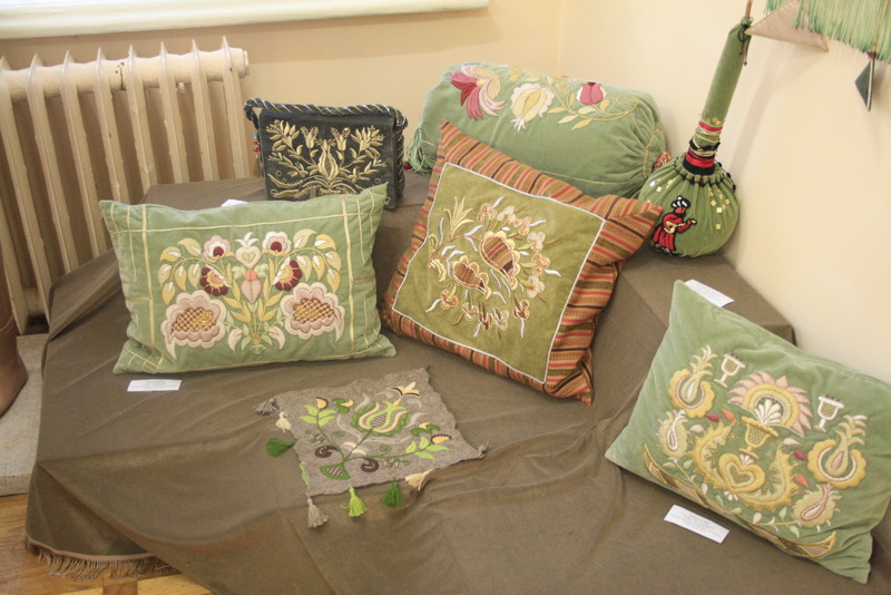 В Симферополе открылась выставка элементов крымскотатарской культуры