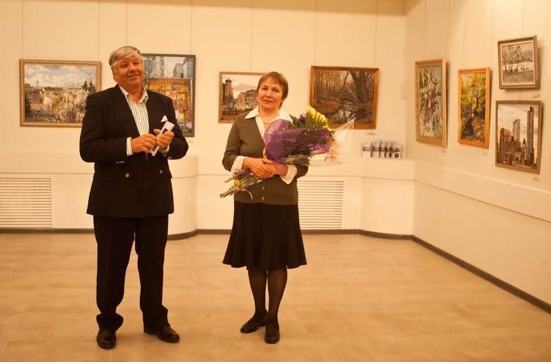 В Севастополе открылась выставка крымской художницы