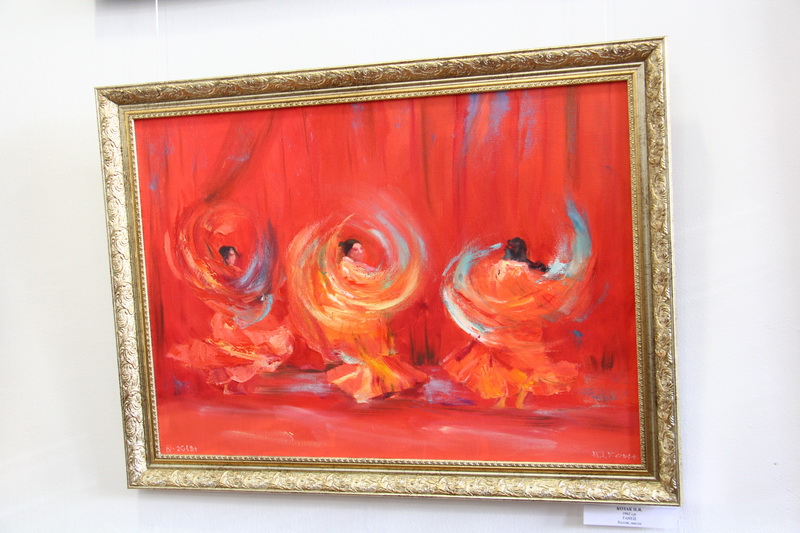 В Симферополе открылась биеннале самодеятельных художников