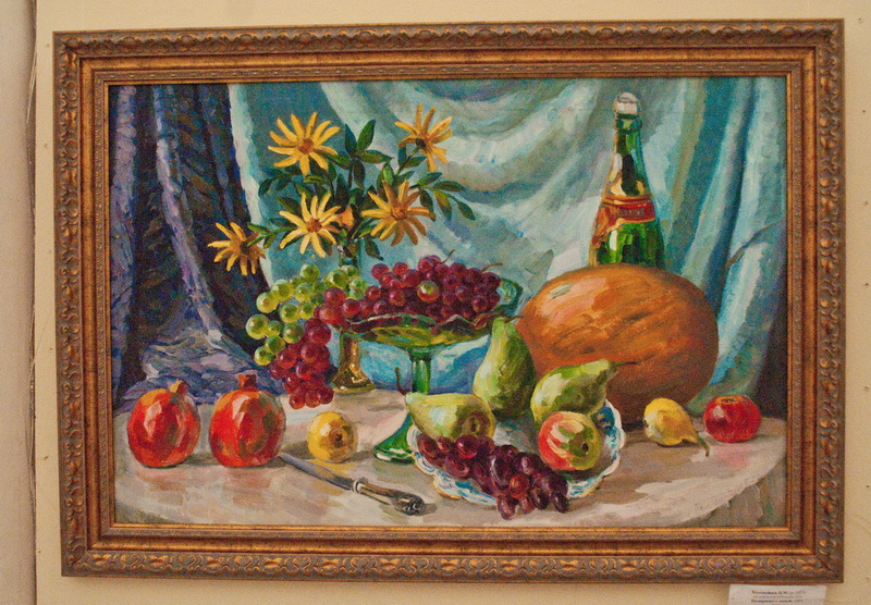 В Севастополе открылась выставка натюрмортов